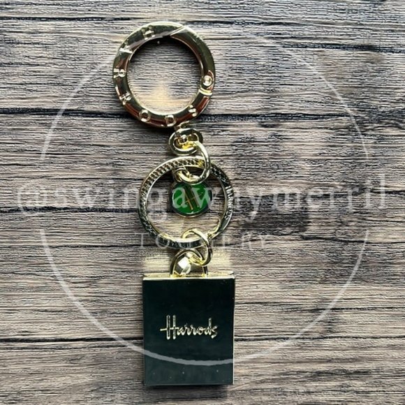 Harrods Handbags - EUC Harrods Shopper Bag Charm!!!!